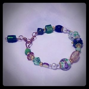 Beaded bangle bracelet. (#1 green)